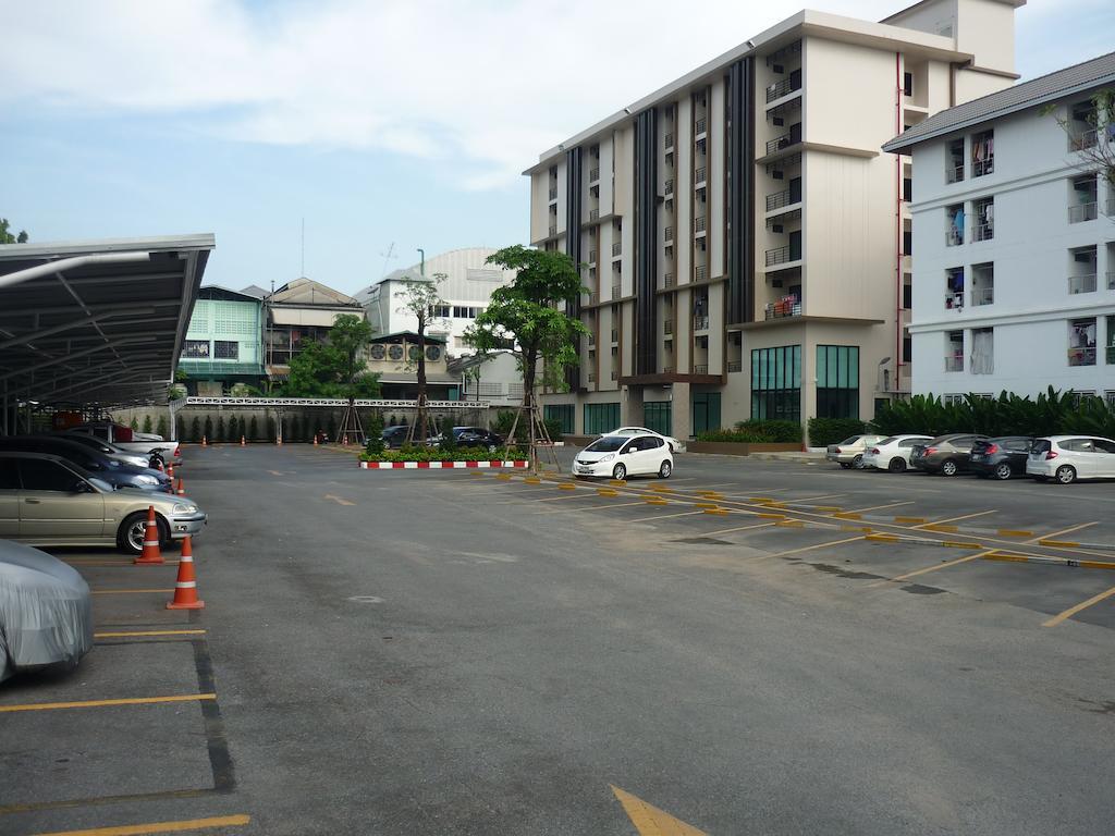 Ben Residence Bangkok Bagian luar foto